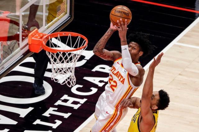 开云-老鹰球迷调查：球队应该全力交易第三位球星吗？